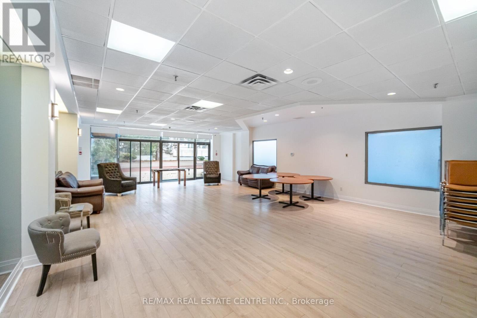 1812 - 265 Enfield Place, Mississauga, Ontario  L5B 3Y6 - Photo 45 - W12553420