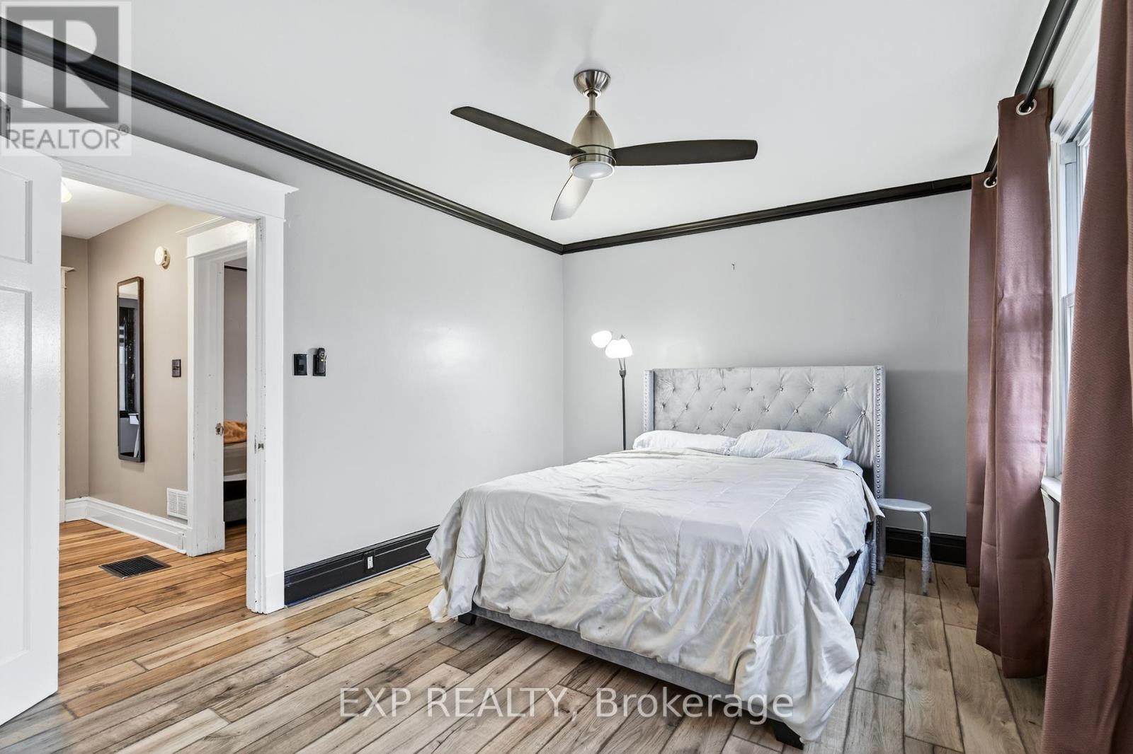 316 North Shore Boulevard W, Burlington, Ontario  L7T 1A4 - Photo 16 - W12560956