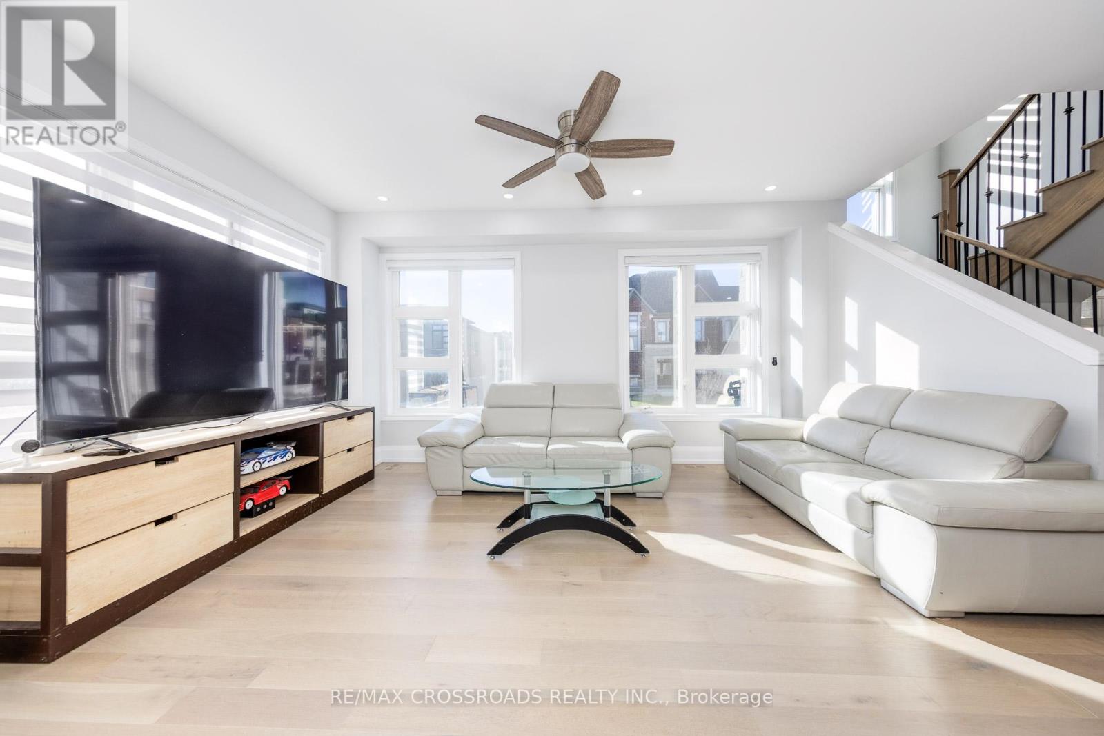 15 Percy Rye Avenue, Markham, Ontario  L6C 3K1 - Photo 15 - N12561482