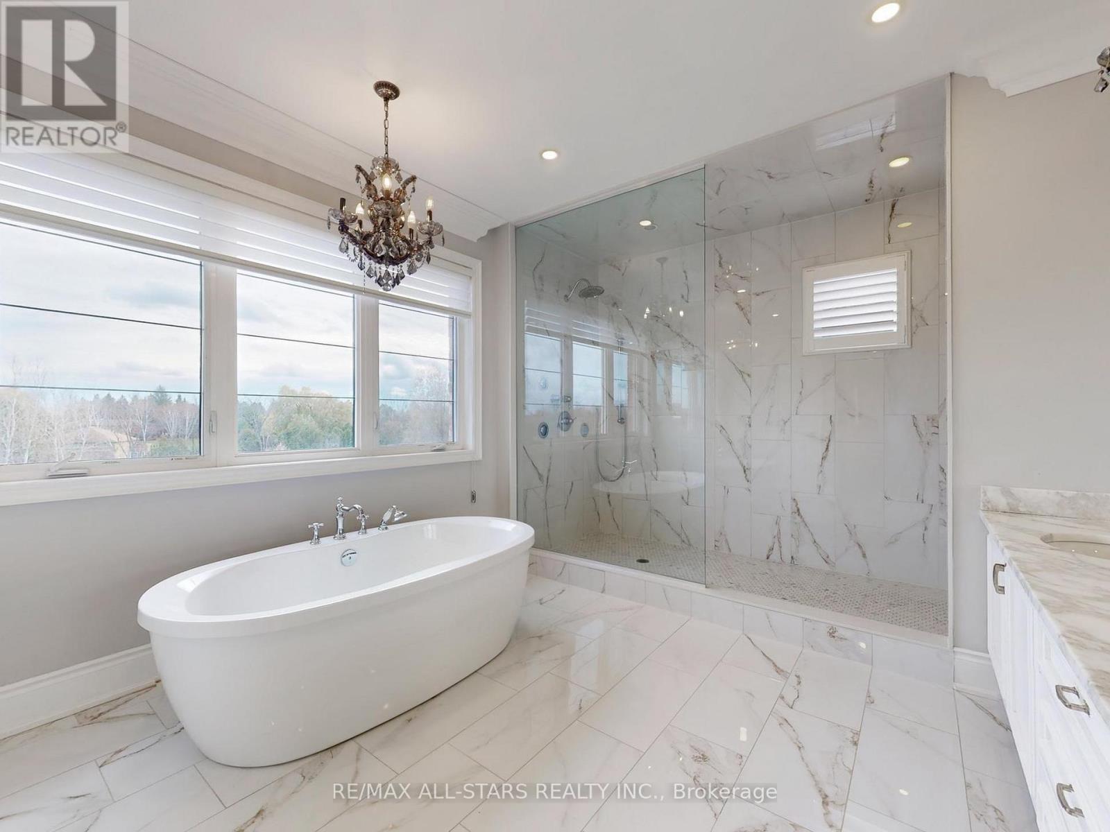 48 Cairns Gate, King, Ontario  L7B 0P5 - Photo 14 - N12561528