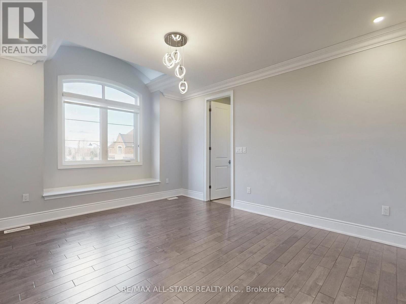 48 Cairns Gate, King, Ontario  L7B 0P5 - Photo 16 - N12561528