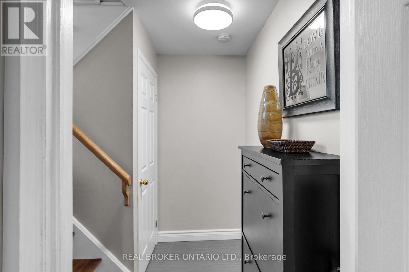 22 Countryside Court, Bradford West Gwillimbury, Ontario  L3Z 2Z8 - Photo 22 - N12561558