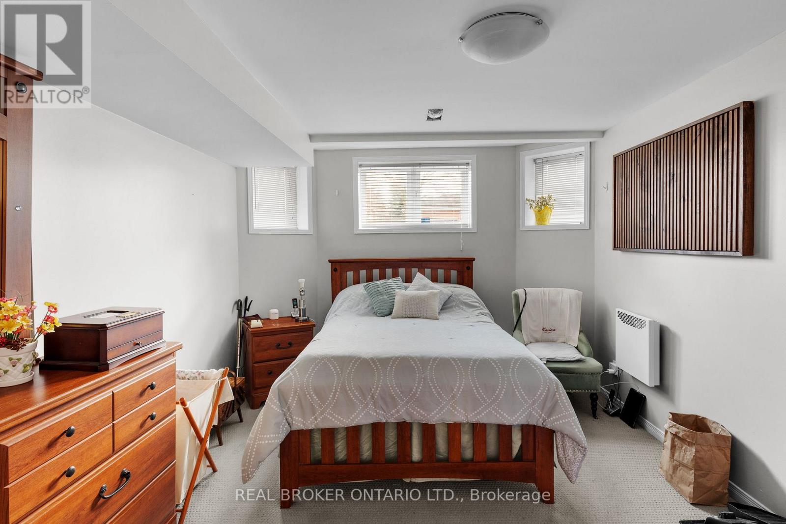 22 Countryside Court, Bradford West Gwillimbury, Ontario  L3Z 2Z8 - Photo 30 - N12561558