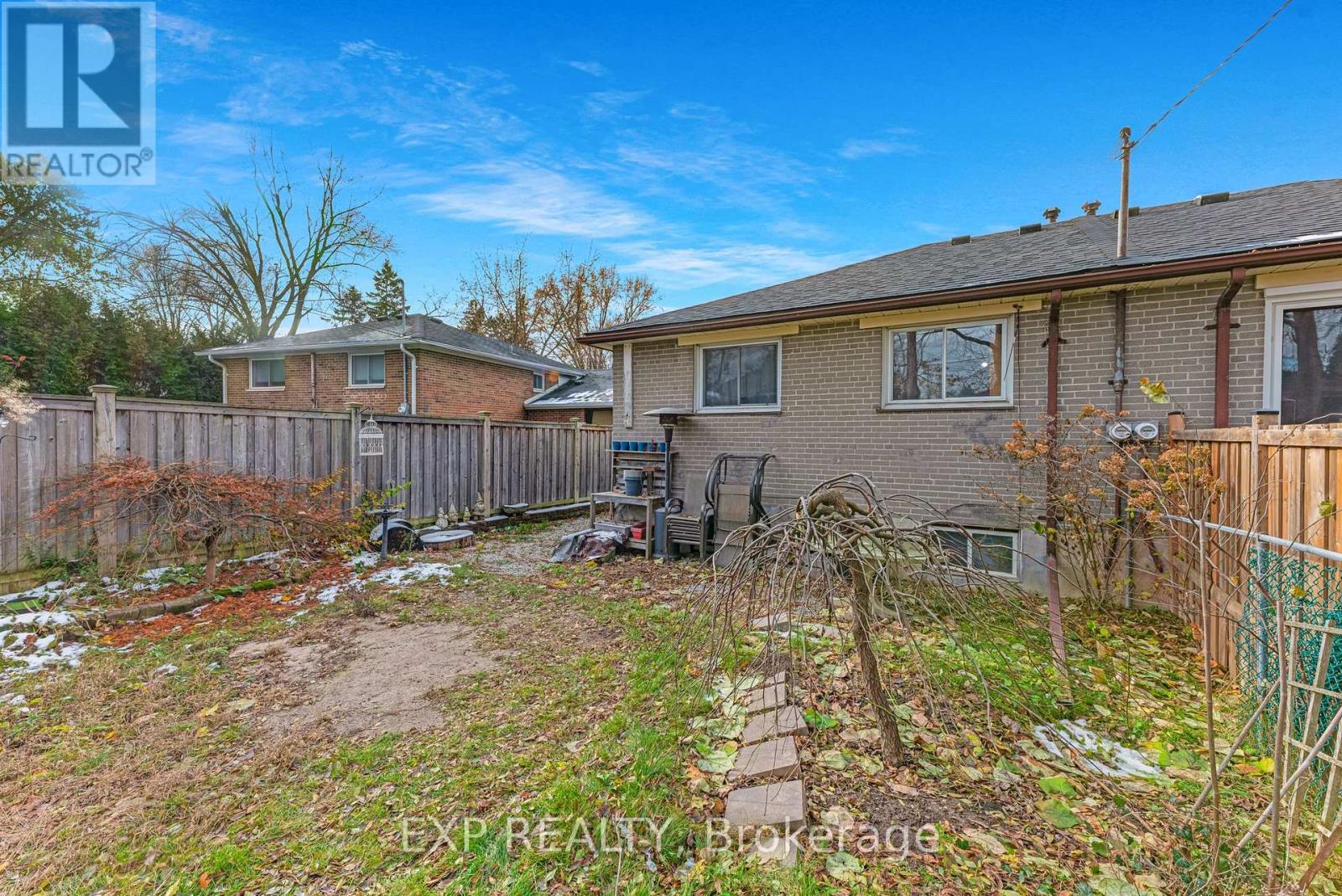 5 Kitimat Crescent, Aurora, Ontario  L4G 3C2 - Photo 32 - N12561560