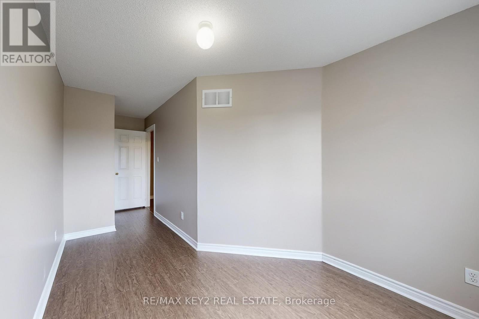 369 Caboto Trail, Markham, Ontario  L3R 5G6 - Photo 25 - N12561566