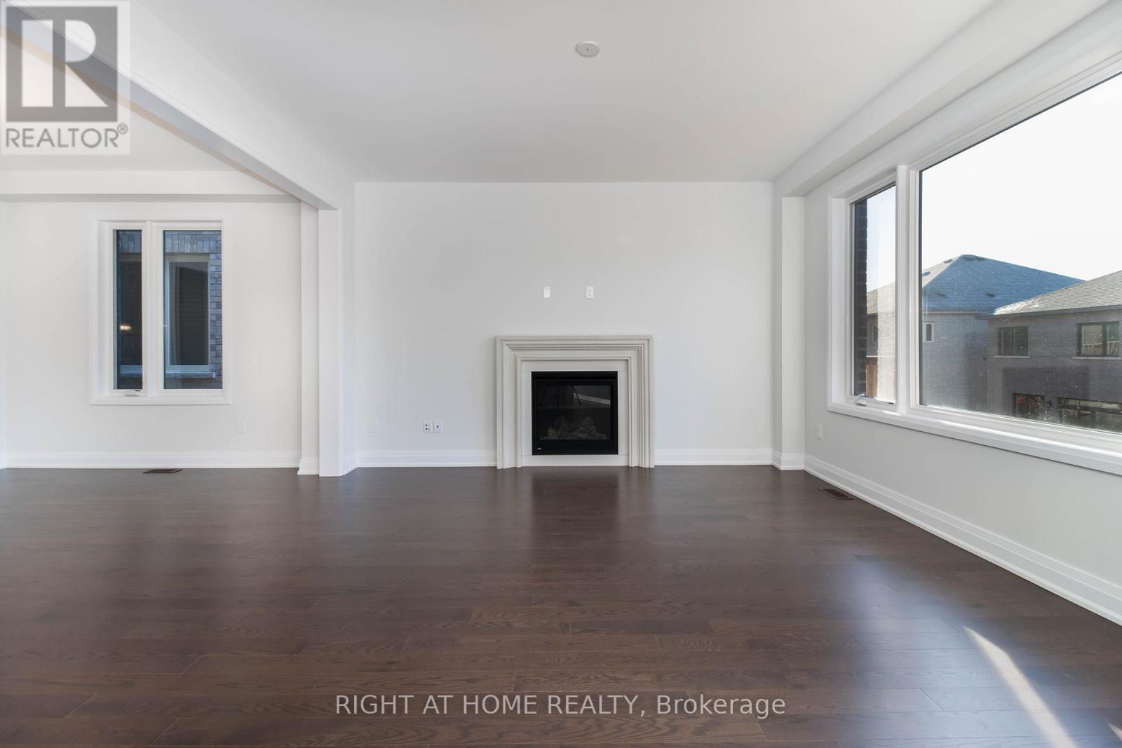 6 Periwinkle Road, Springwater, Ontario  L0L 1Y3 - Photo 10 - S12561452