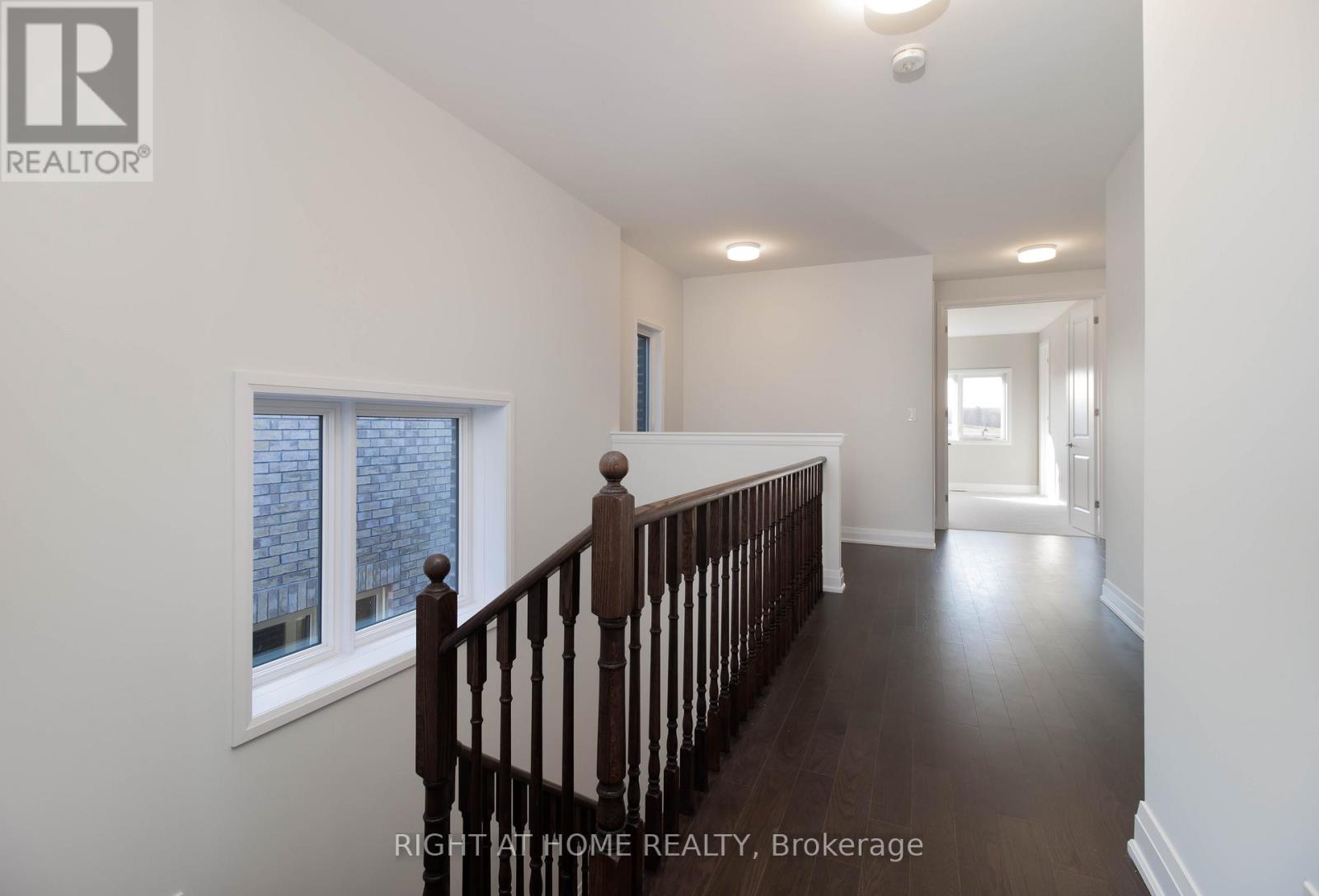 6 Periwinkle Road, Springwater, Ontario  L0L 1Y3 - Photo 17 - S12561452