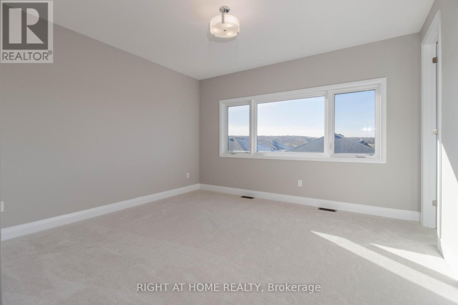 6 Periwinkle Road, Springwater, Ontario  L0L 1Y3 - Photo 30 - S12561452