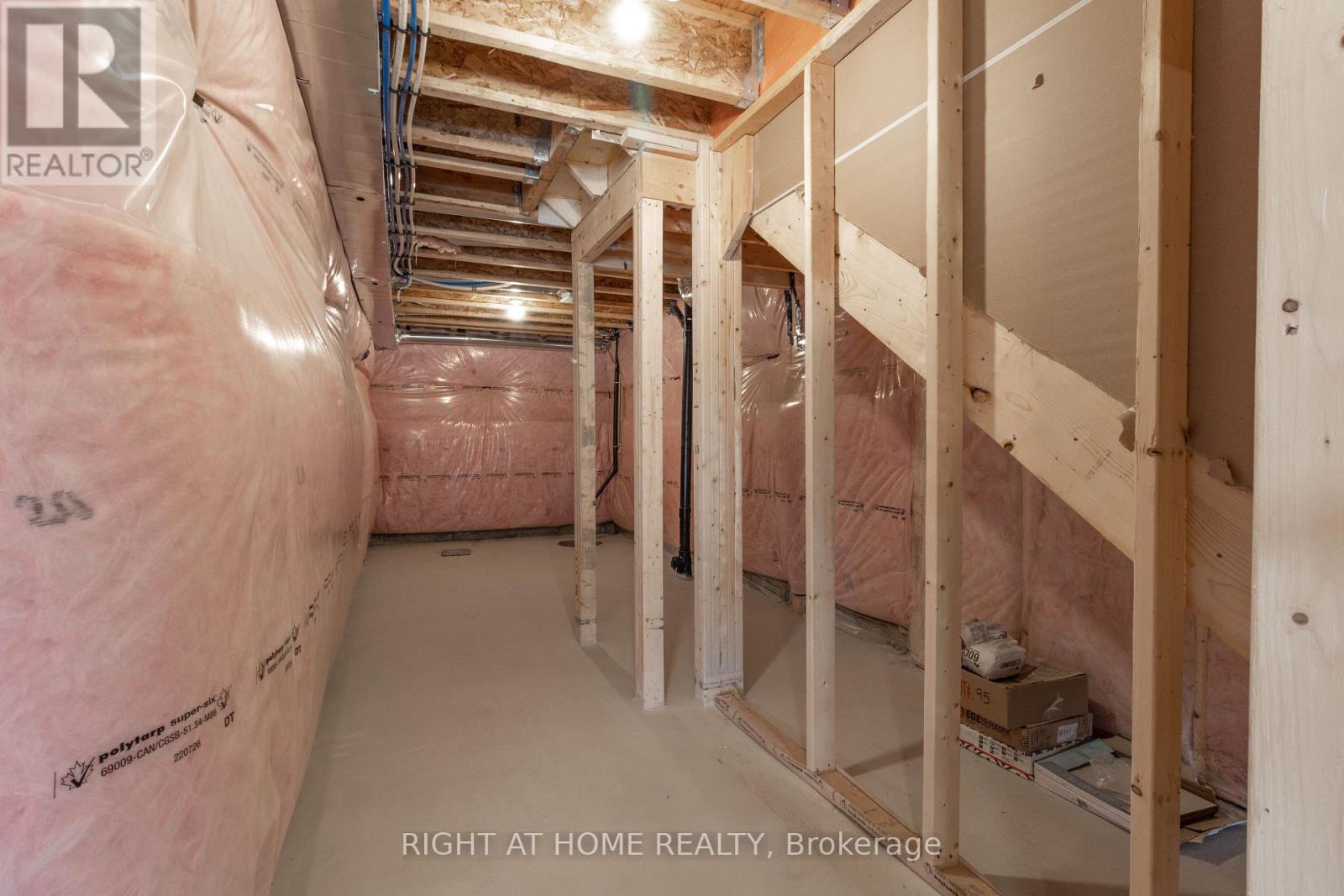 6 Periwinkle Road, Springwater, Ontario  L0L 1Y3 - Photo 35 - S12561452