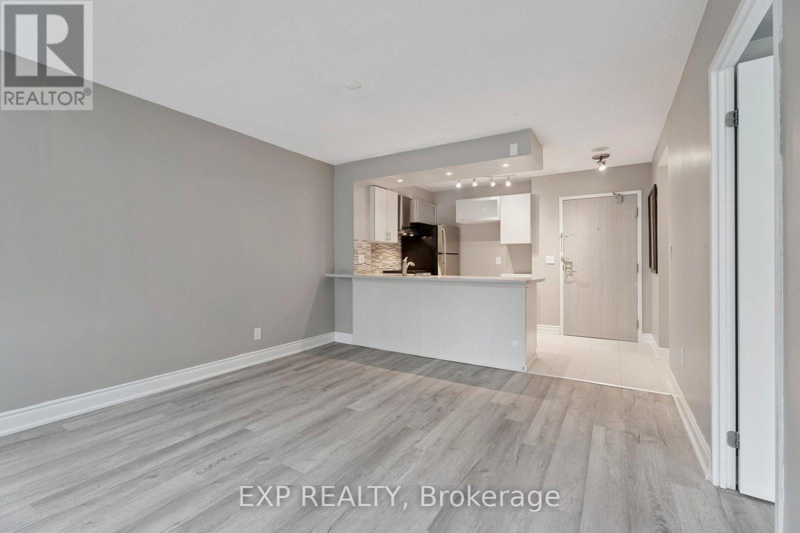 301 - 140 Dunlop Street E, Barrie, Ontario  L4M 6H9 - Photo 23 - S12561472