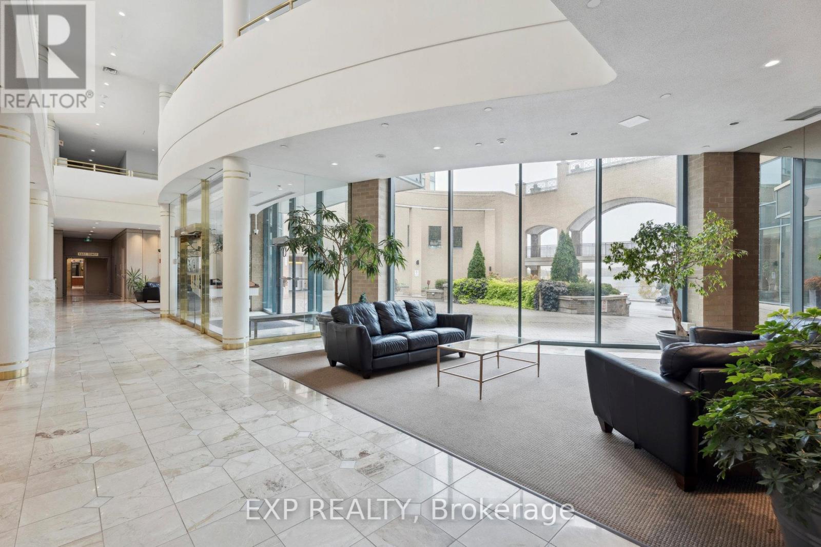 301 - 140 Dunlop Street E, Barrie, Ontario  L4M 6H9 - Photo 6 - S12561472