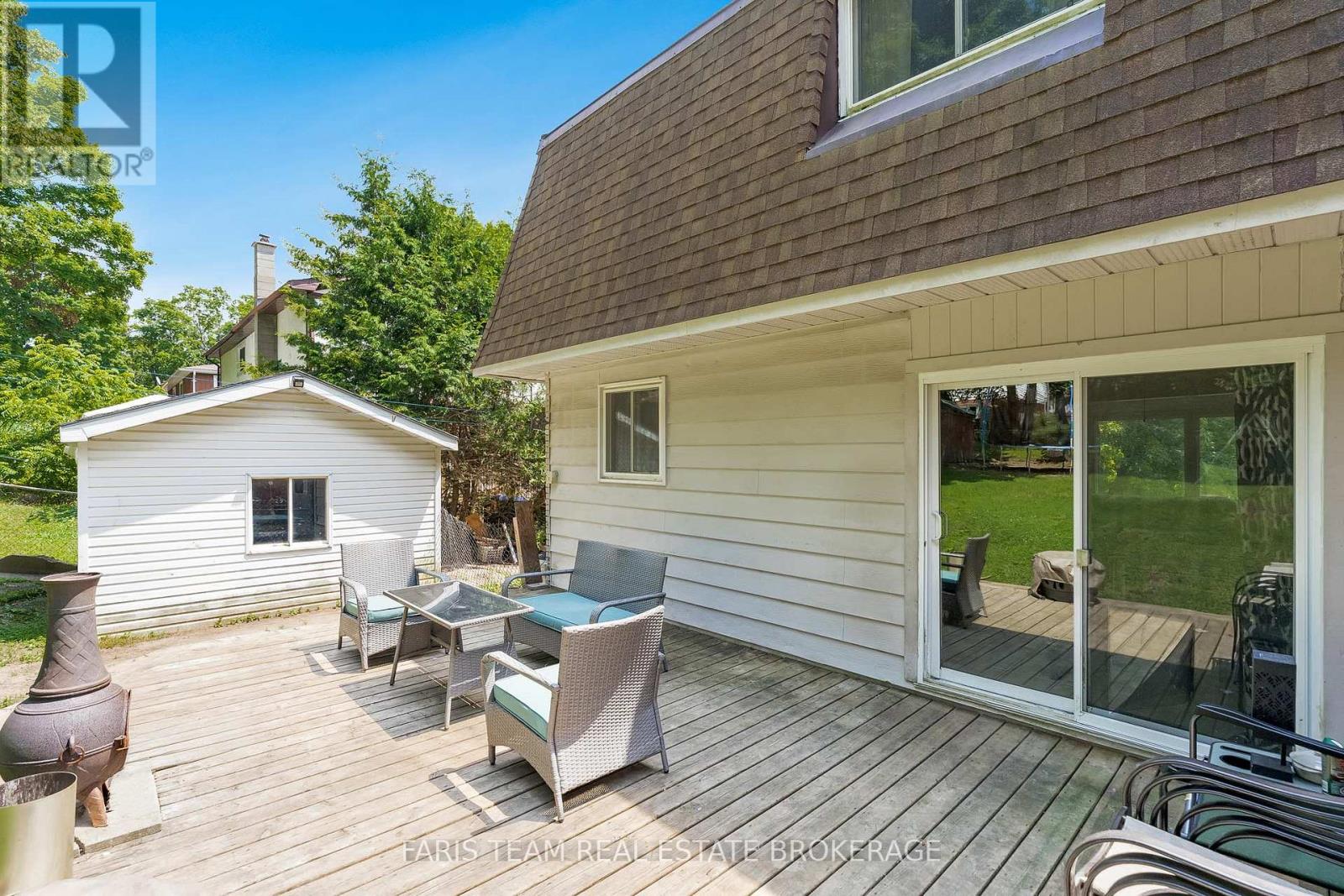 111 Burke Street, Penetanguishene, Ontario  L9M 1B2 - Photo 16 - S12561524