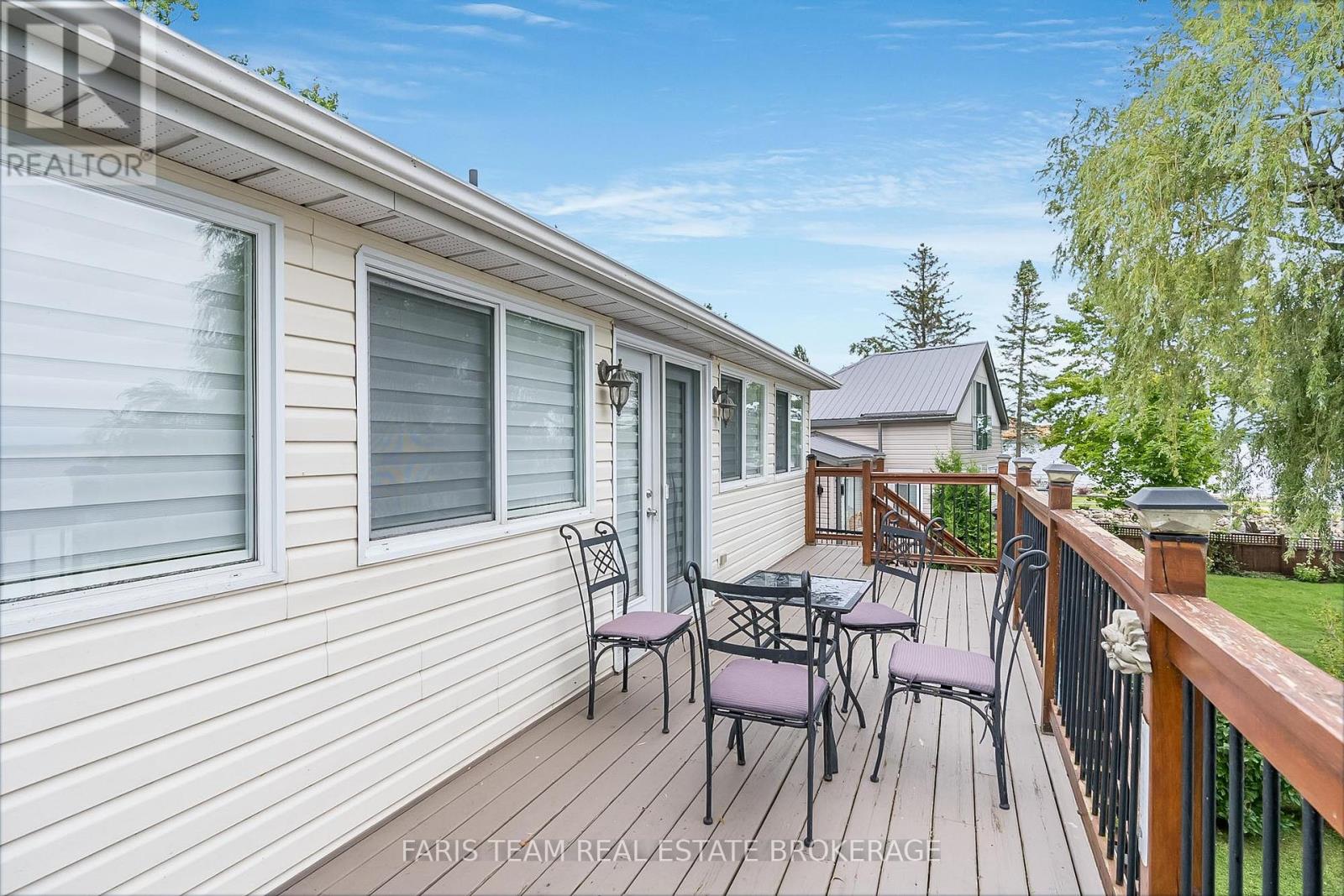 282 Robins Point Road, Tay, Ontario  L0K 2A0 - Photo 22 - S12561534