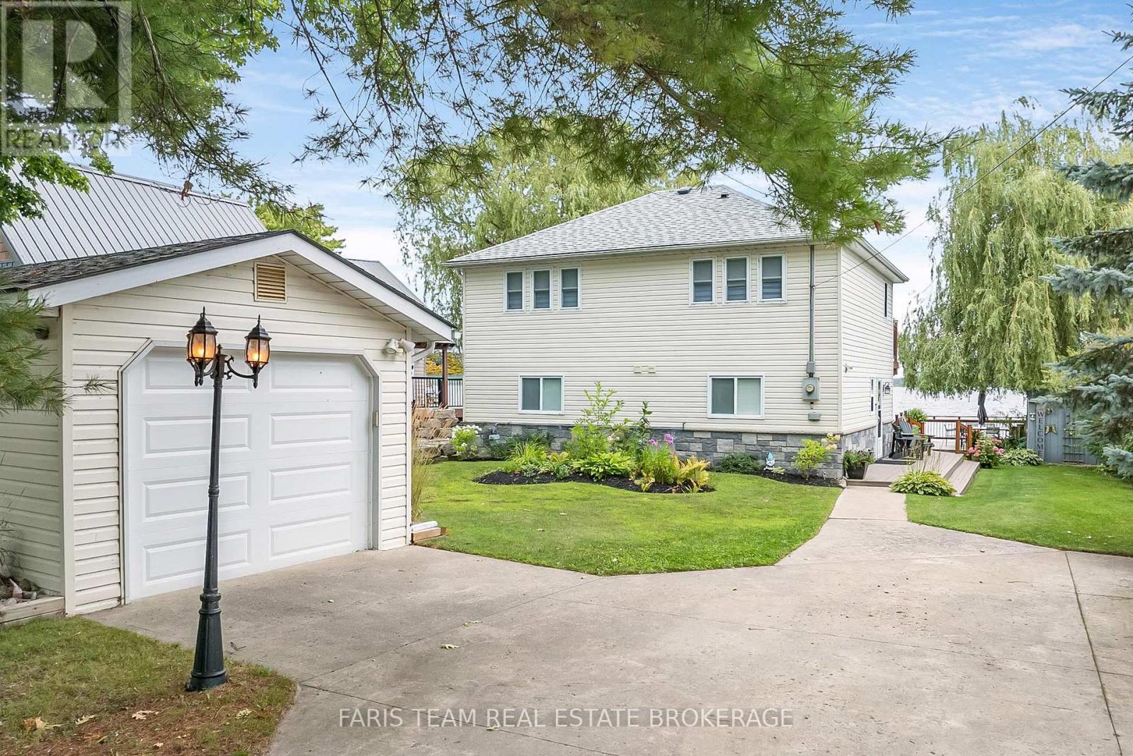 282 Robins Point Road, Tay, Ontario  L0K 2A0 - Photo 3 - S12561534