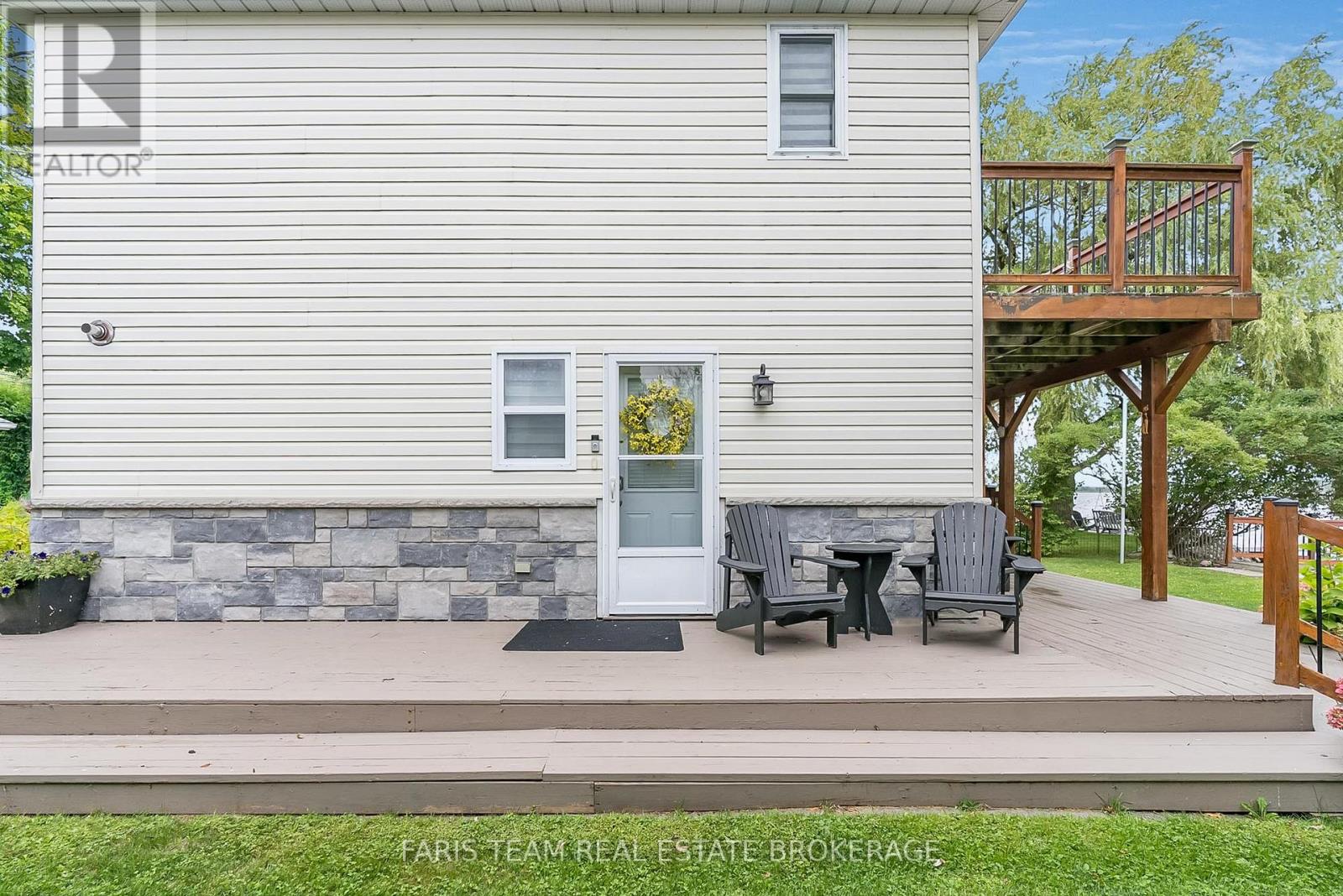 282 Robins Point Road, Tay, Ontario  L0K 2A0 - Photo 4 - S12561534