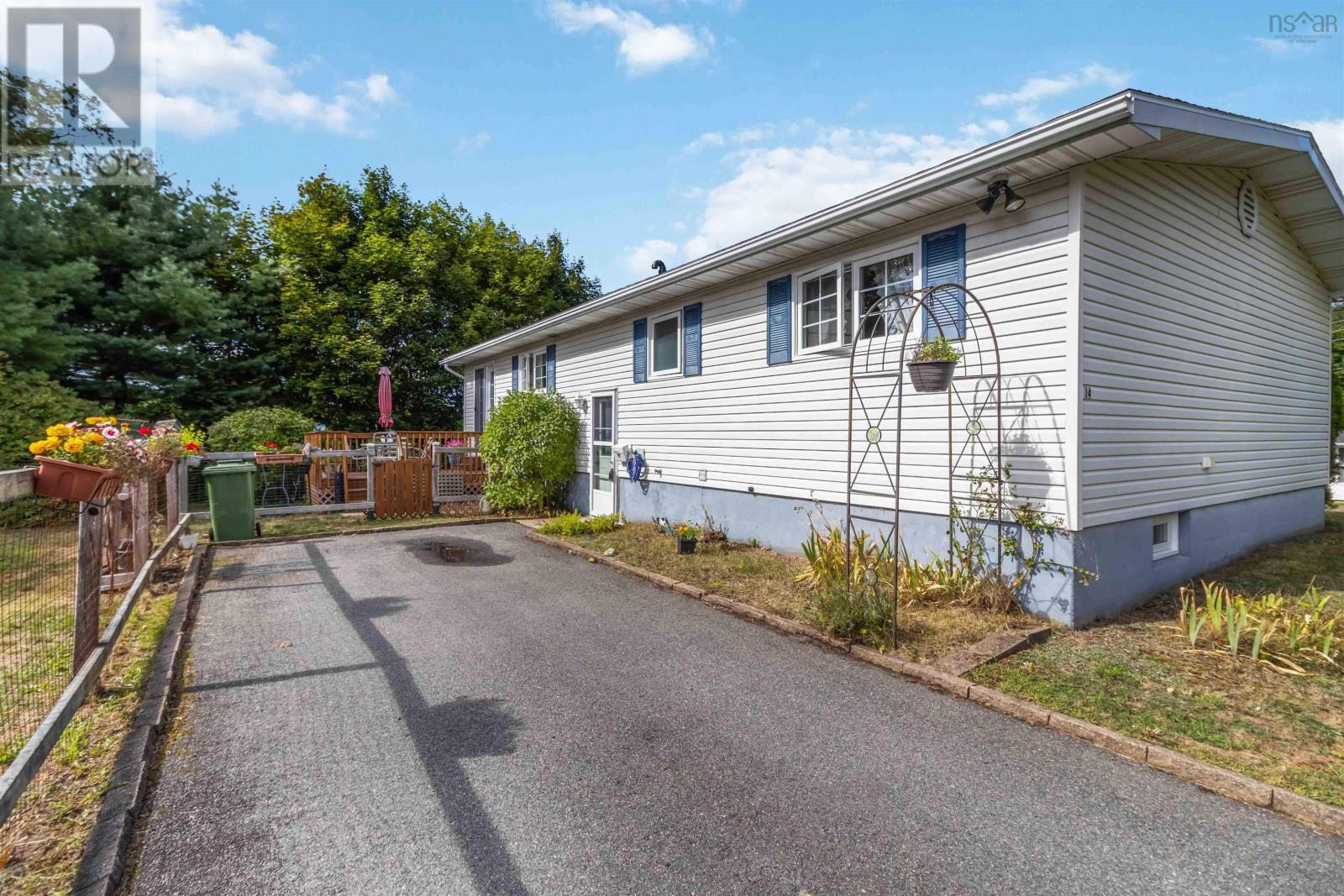 14 Bennett Avenue, Bridgewater, Nova Scotia  B4V 3A9 - Photo 45 - 202523245