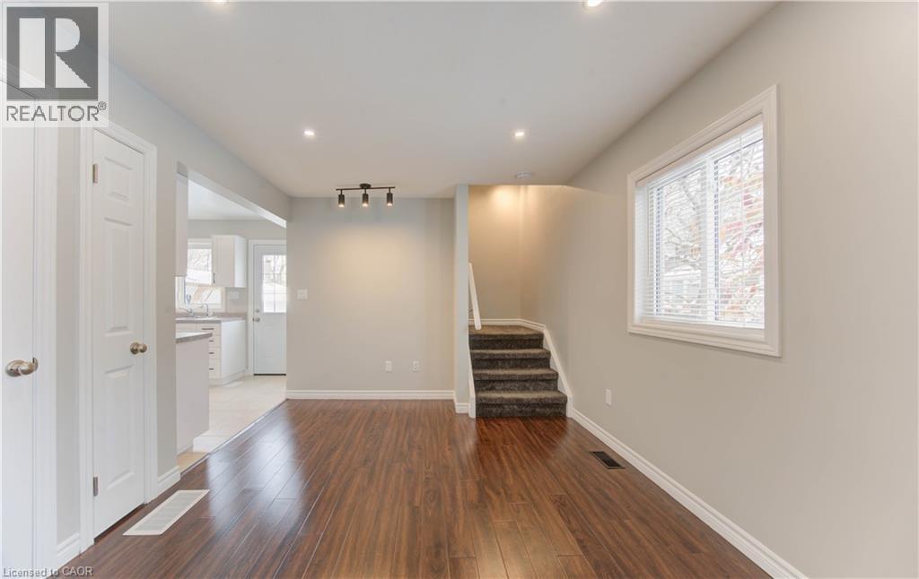 47 Broadview Avenue, Kitchener, Ontario  N2A 1X8 - Photo 9 - 40787979