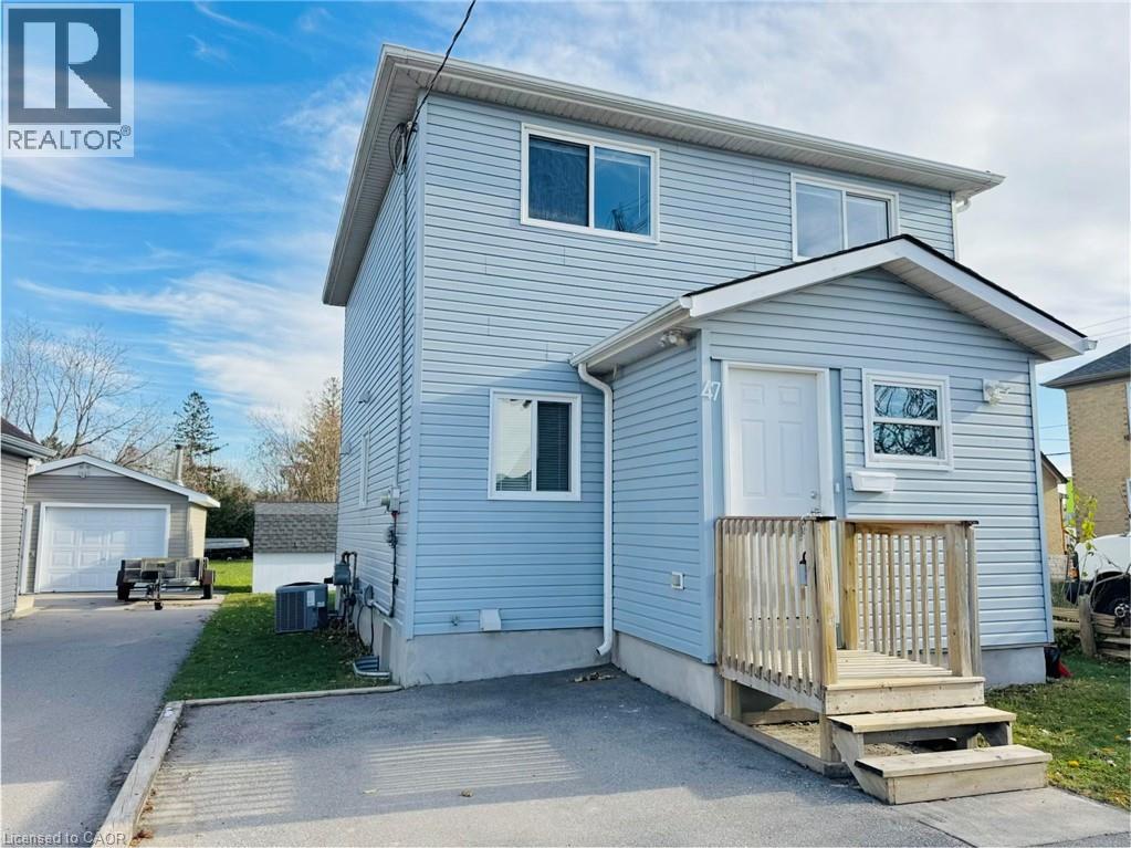 47 Broadview Avenue, Kitchener, Ontario  N2A 1X8 - Photo 2 - 40787979