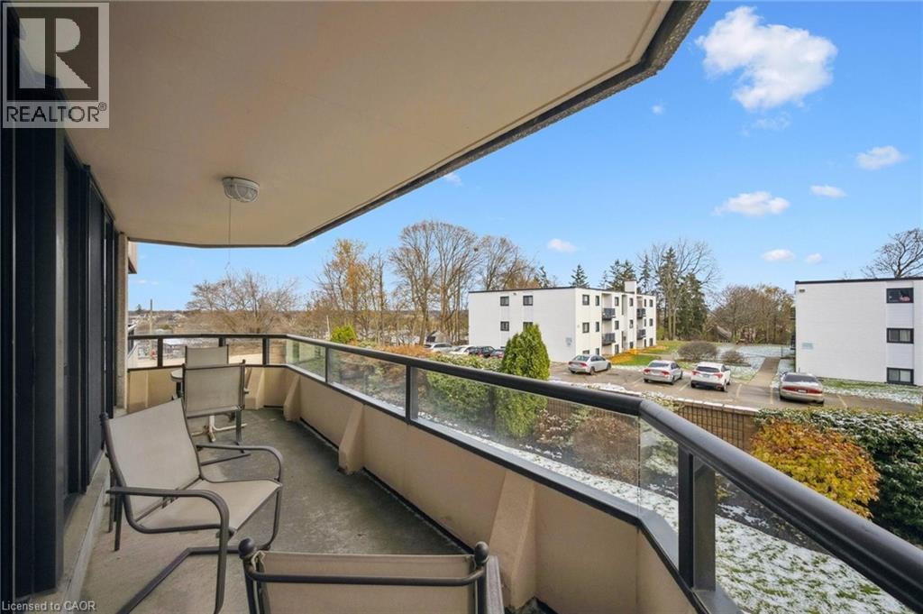 2 Lancaster Street E Unit# 406, Kitchener, Ontario  N2H 6S3 - Photo 33 - 40788540