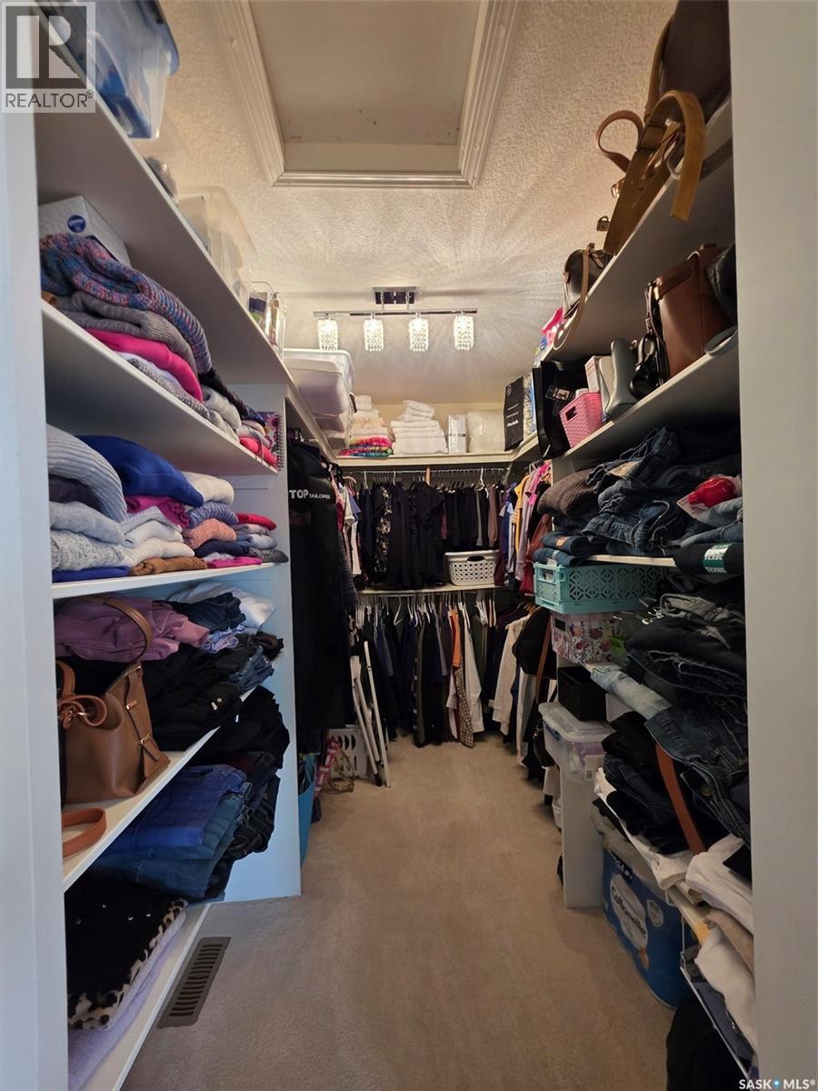 Banman Acreage, Swift Current Rm No. 137, Saskatchewan  S9H 3X4 - Photo 11 - SK024384