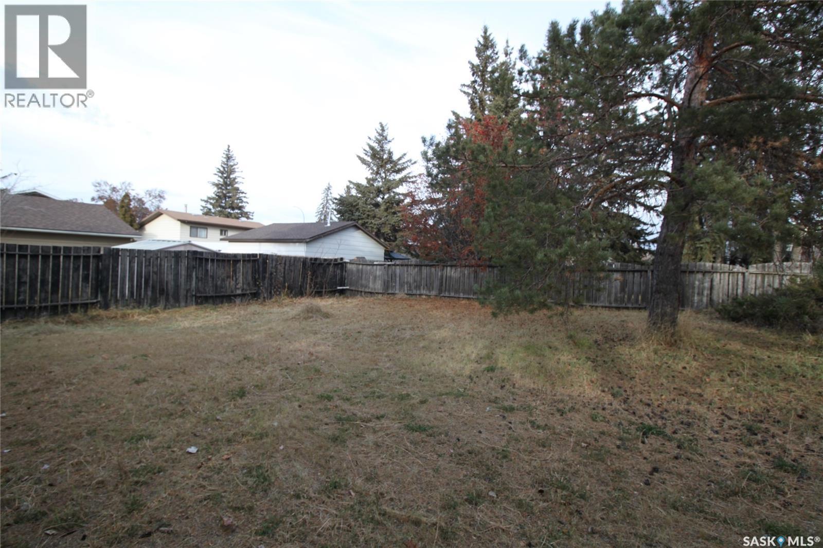 2 Galbraith Crescent, Saskatoon, Saskatchewan  S7M 4H1 - Photo 2 - SK024241