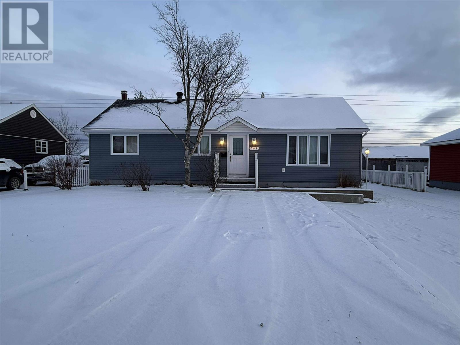 708 Churchill Street, Labrador City, Newfoundland & Labrador  A2V 1T5 - Photo 2 - 1292770