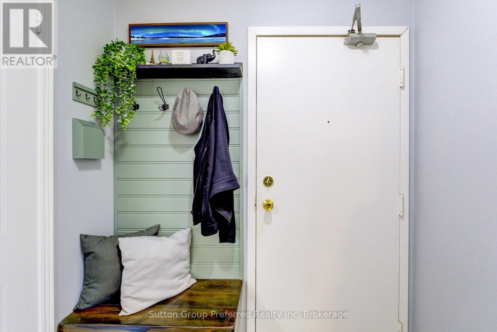 35 - 64 Hiawatha Road, Woodstock, Ontario  N4T 1P4 - Photo 9 - X12290625