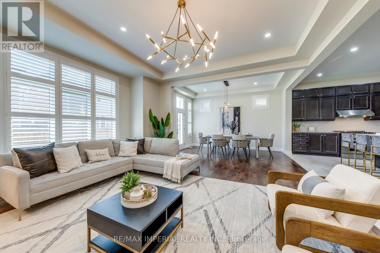 3263 Donald Mackay Street, Oakville, Ontario  L6M 0T1 - Photo 10 - W12561492