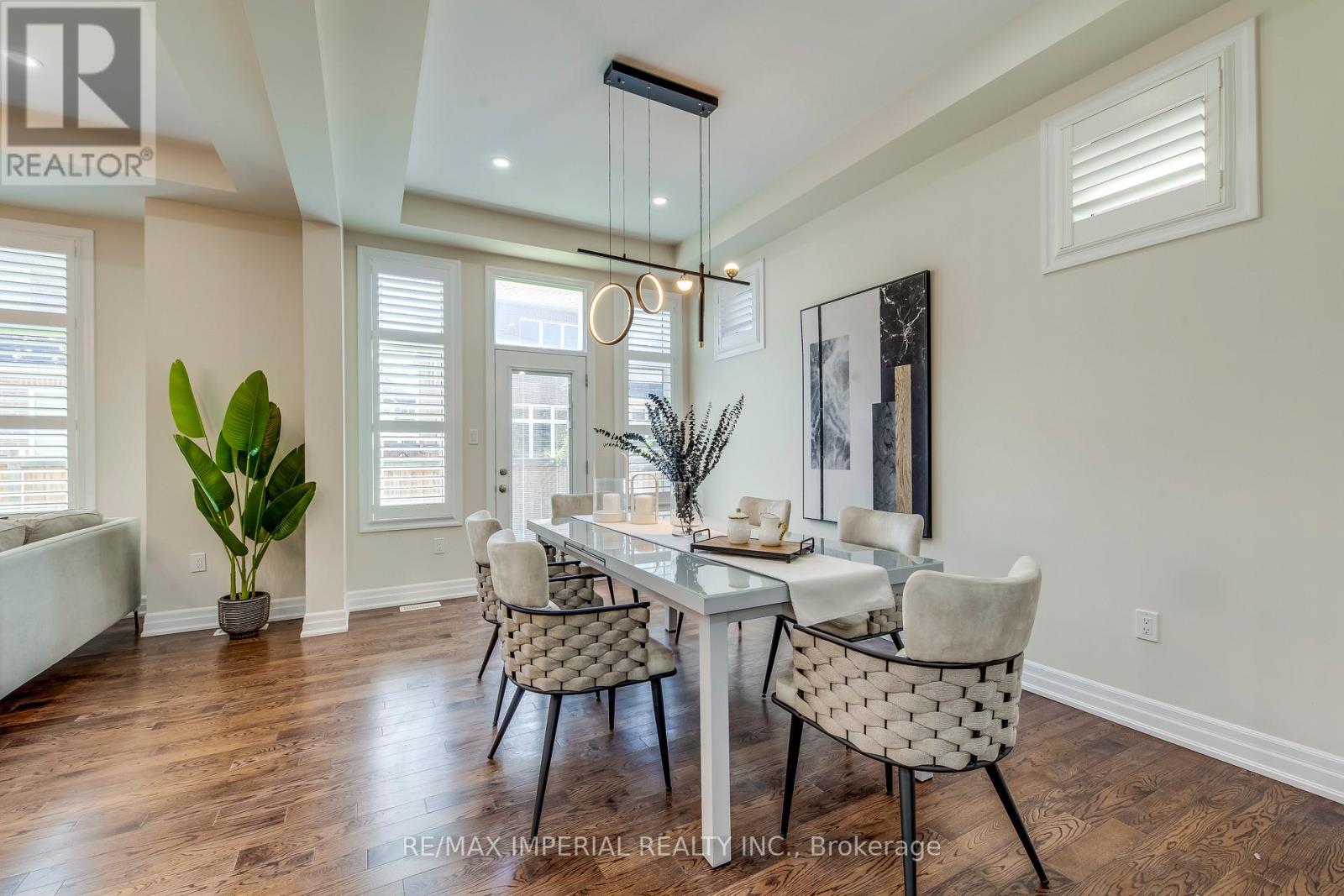 3263 Donald Mackay Street, Oakville, Ontario  L6M 0T1 - Photo 13 - W12561492