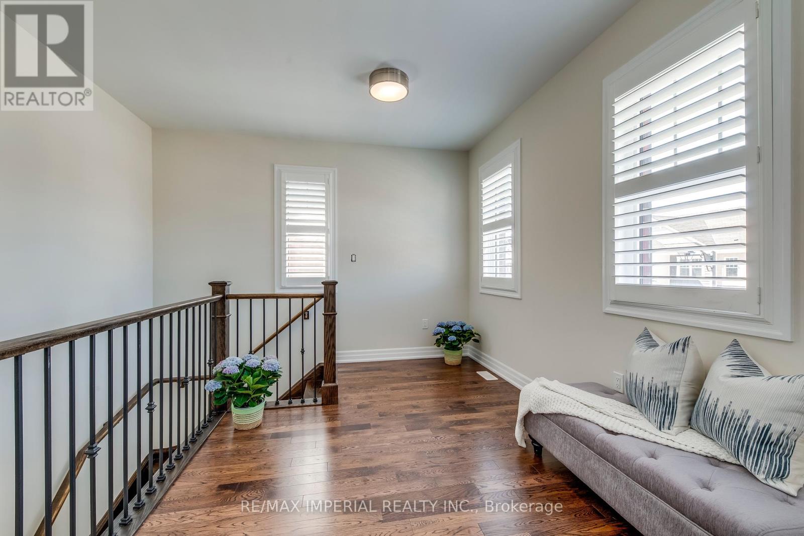 3263 Donald Mackay Street, Oakville, Ontario  L6M 0T1 - Photo 27 - W12561492