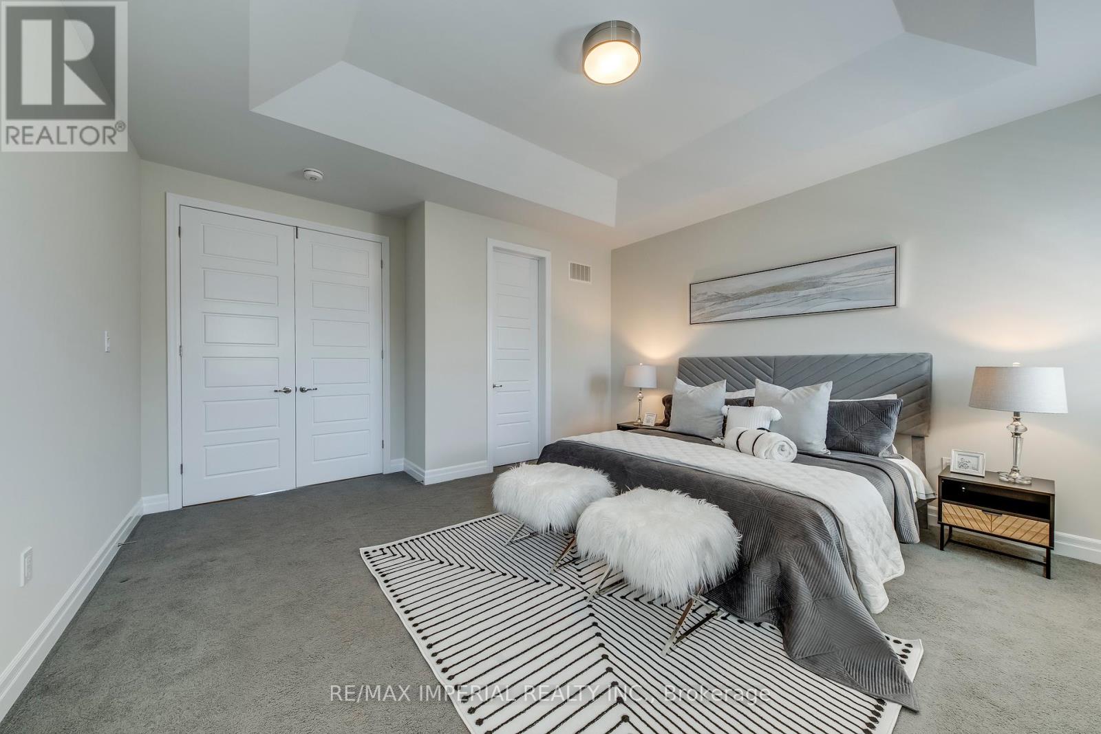 3263 Donald Mackay Street, Oakville, Ontario  L6M 0T1 - Photo 35 - W12561492