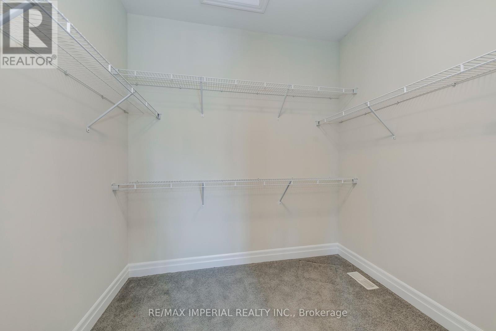 3263 Donald Mackay Street, Oakville, Ontario  L6M 0T1 - Photo 36 - W12561492