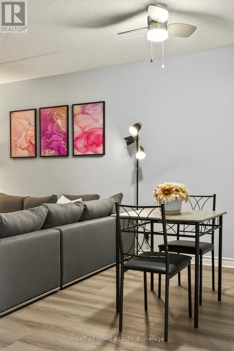 107 - 1431 Walker's Line, Burlington, Ontario  L7M 4P3 - Photo 12 - W12561498