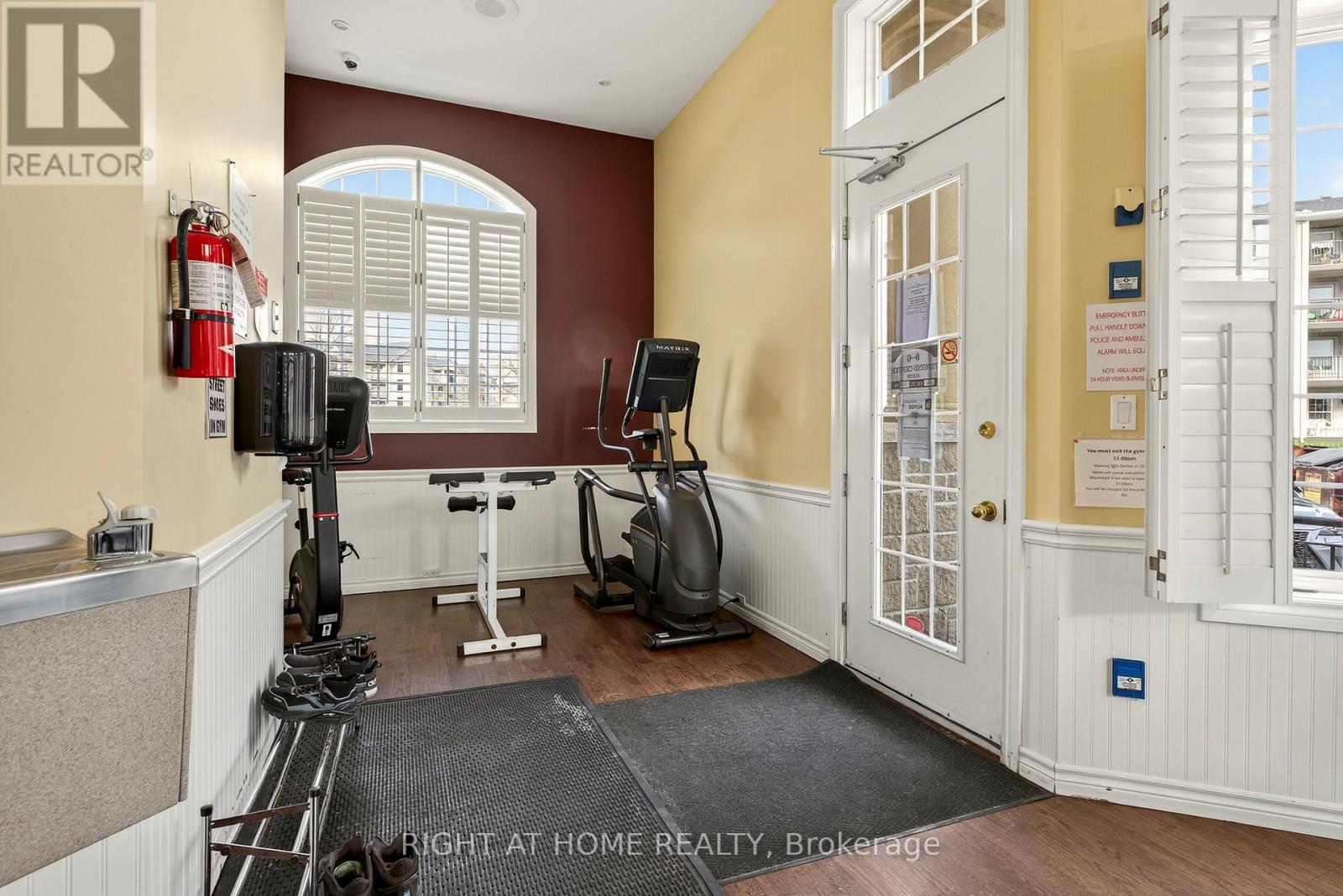 107 - 1431 Walker's Line, Burlington, Ontario  L7M 4P3 - Photo 41 - W12561498