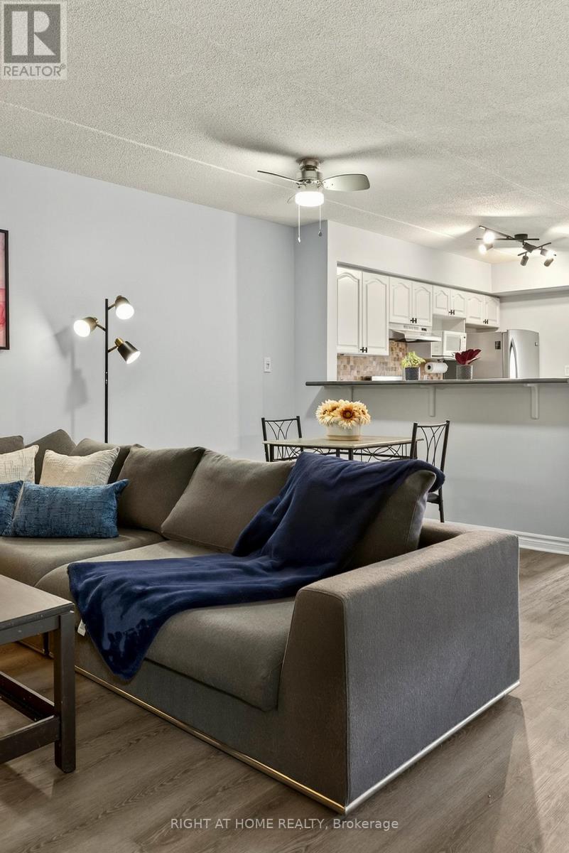 107 - 1431 Walker's Line, Burlington, Ontario  L7M 4P3 - Photo 8 - W12561498