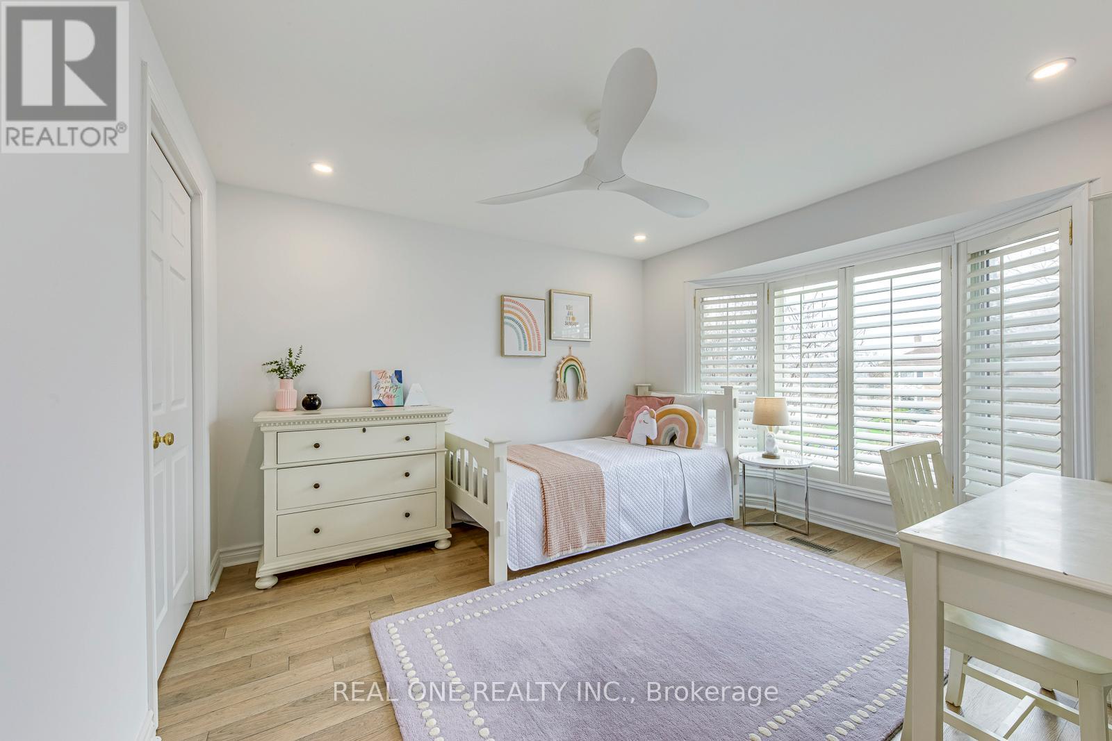 2075 Banbury Crescent, Oakville, Ontario  L6H 5P8 - Photo 30 - W12561532