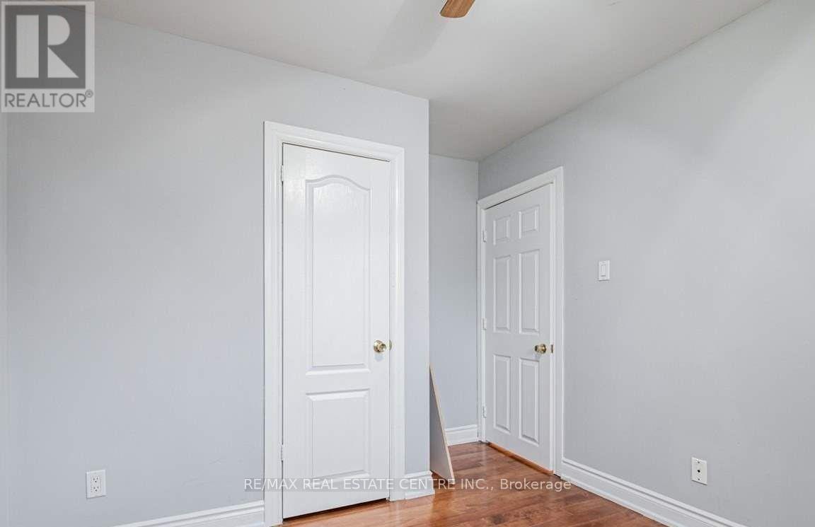 2 Milner Road, Brampton, Ontario  L6W 3A5 - Photo 7 - W12561542