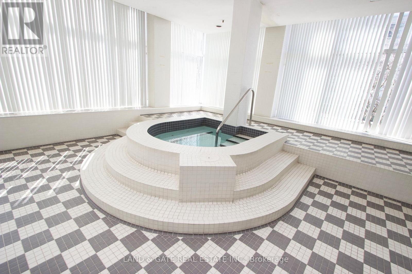 112 - 25 Cumberland Lane, Ajax, Ontario  L1S 7K1 - Photo 29 - E12342433