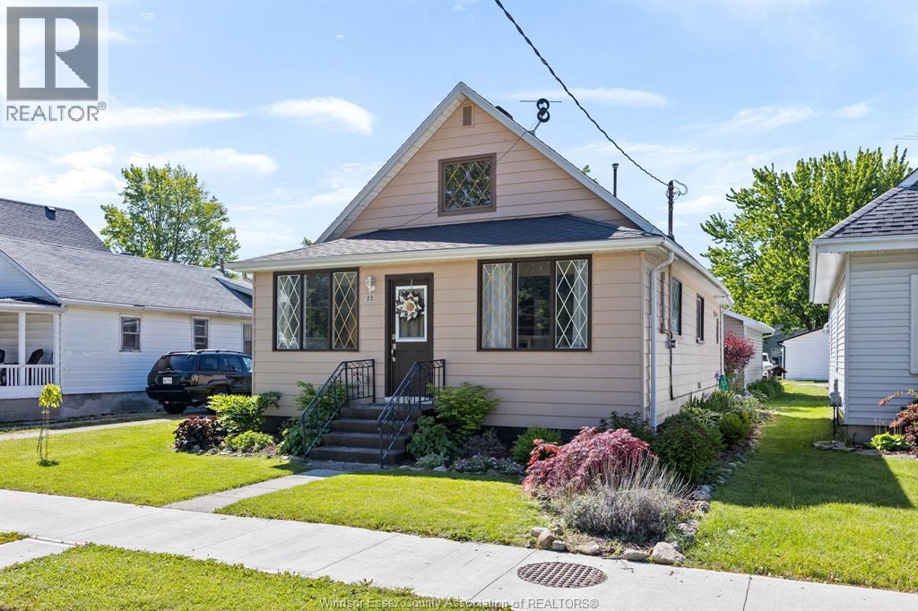 55 CANAL West, Tilbury, Ontario