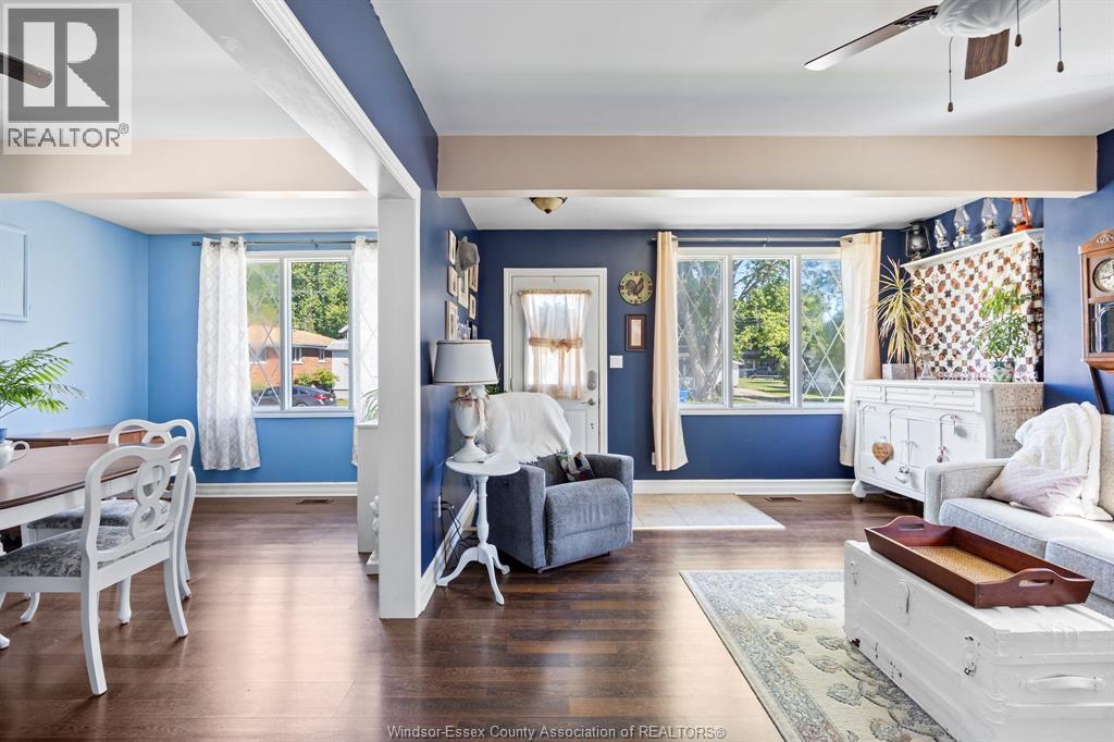 55 Canal West, Tilbury, Ontario  N0P 2L0 - Photo 3 - 25029216