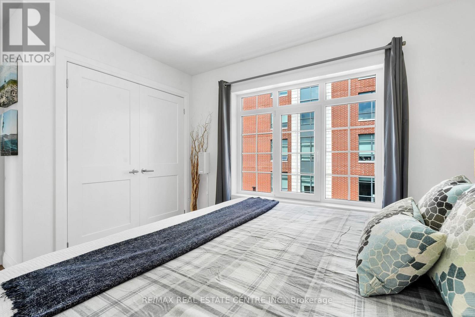 170 Benton Street S, Kitchener, Ontario  N2G 3H8 - Photo 38 - X12561506