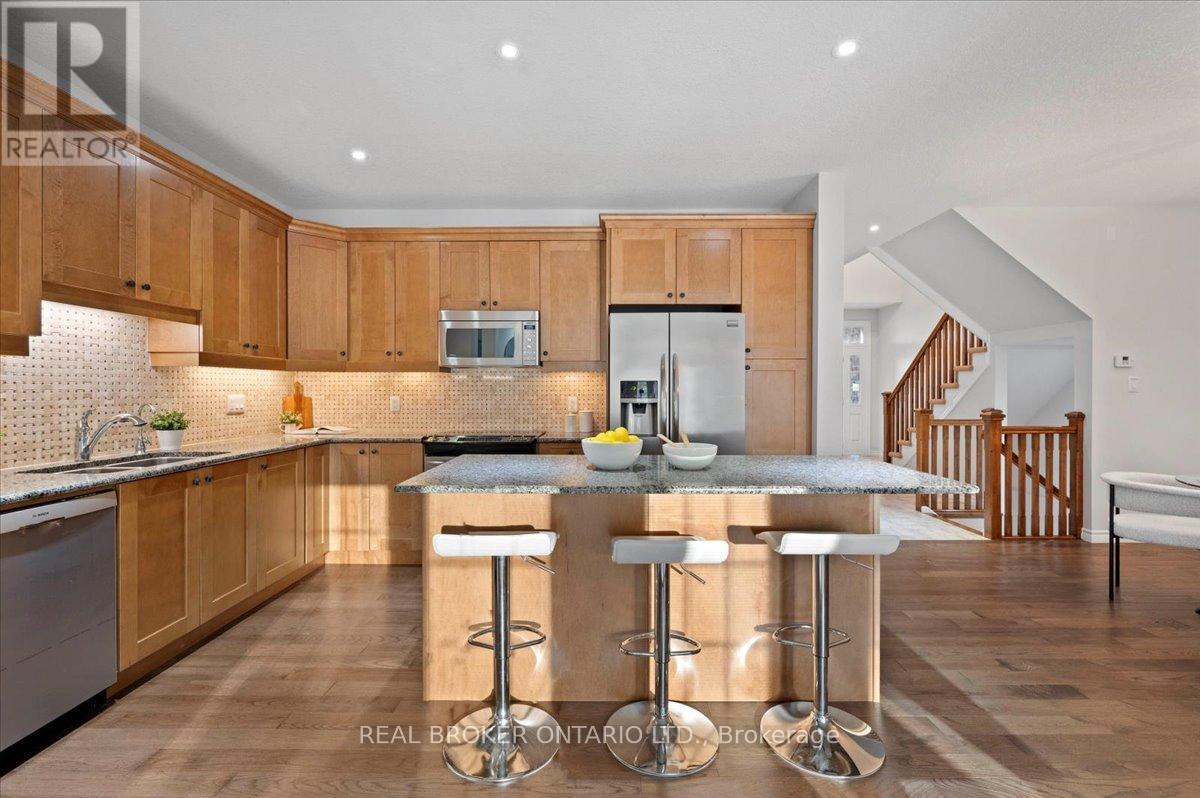 22 - 435 Winchester Drive, Waterloo, Ontario  N2T 0B7 - Photo 5 - X12561550