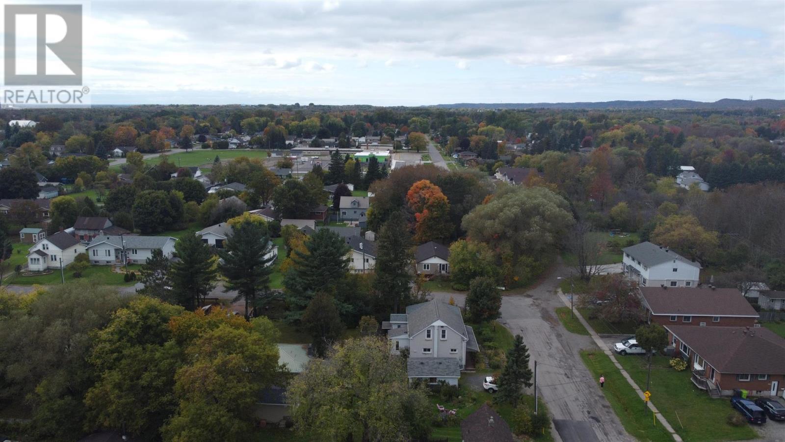 157 East Balfour St, Sault Ste. Marie, Ontario  P6C 1X7 - Photo 47 - SM252940