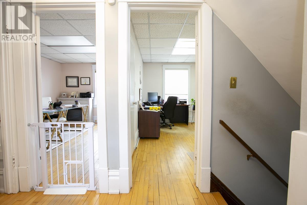 446 Albert St, Sault Ste. Marie, Ontario  P6A 2J8 - Photo 22 - SM253097