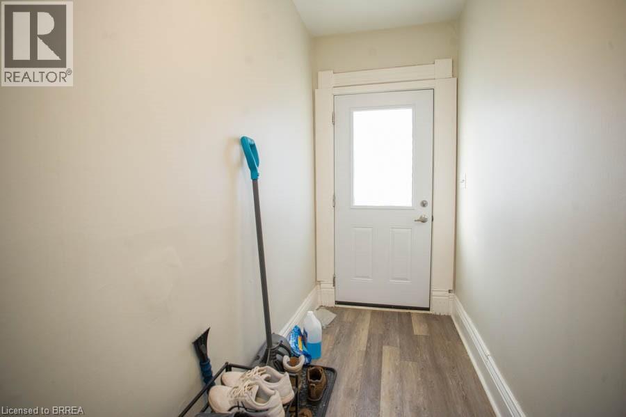 282 Darling Street, Brantford, Ontario  N3S 3X6 - Photo 3 - 40788642