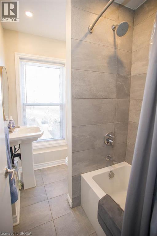 282 Darling Street, Brantford, Ontario  N3S 3X6 - Photo 9 - 40788642