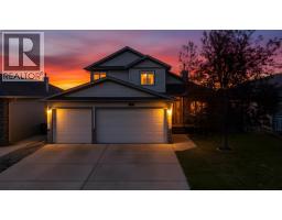 100 Hillcrest Boulevard Hillview Estates, Strathmore, Ca