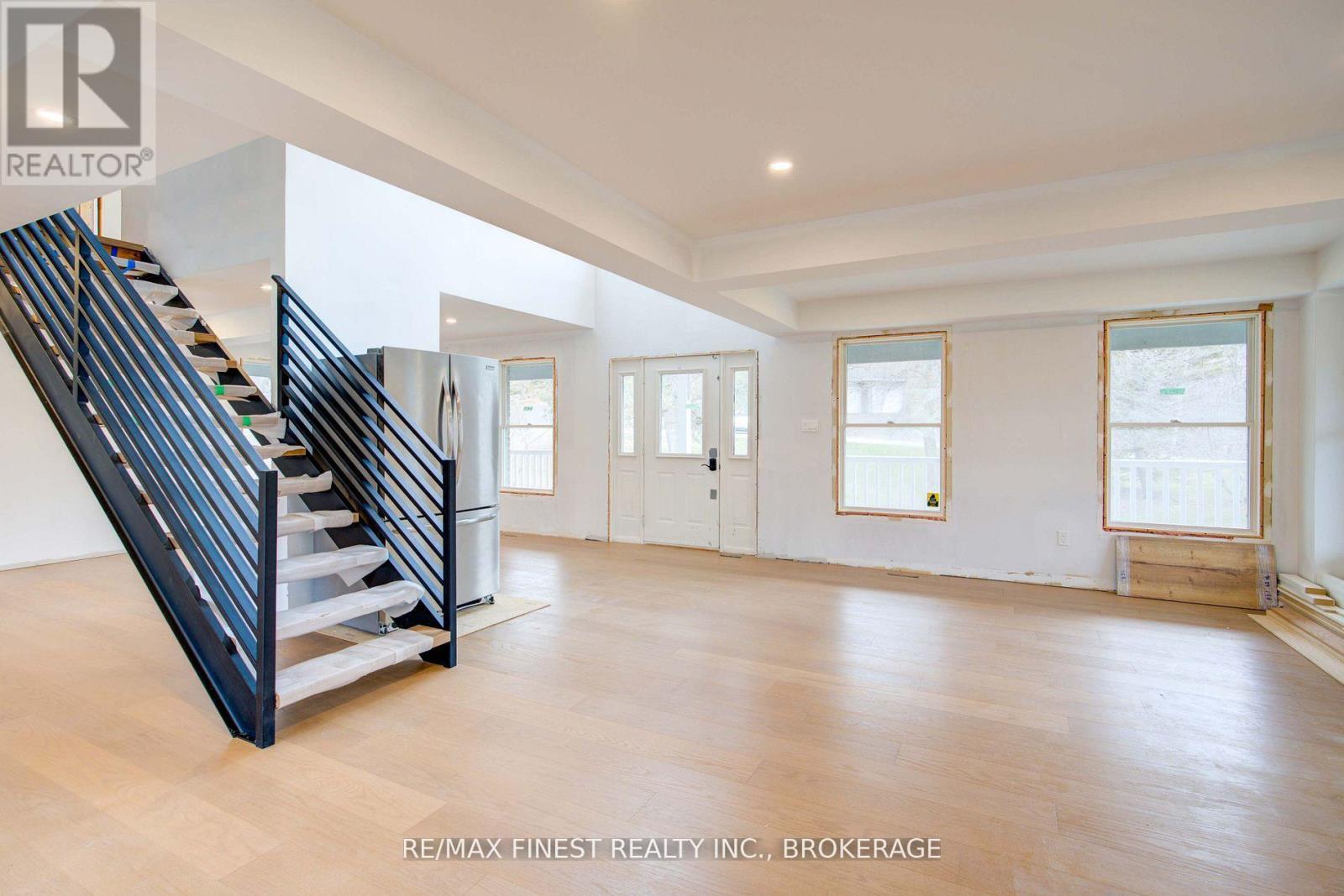 1674 South Boulevard, Kingston, Ontario  K7L 4V1 - Photo 3 - X12561670