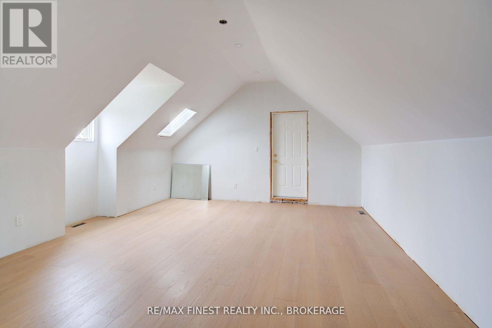 1674 South Boulevard, Kingston, Ontario  K7L 4V1 - Photo 31 - X12561670