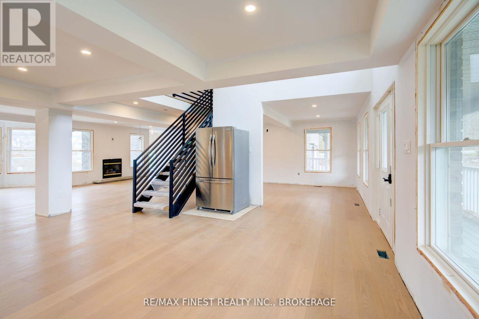 1674 South Boulevard, Kingston, Ontario  K7L 4V1 - Photo 4 - X12561670